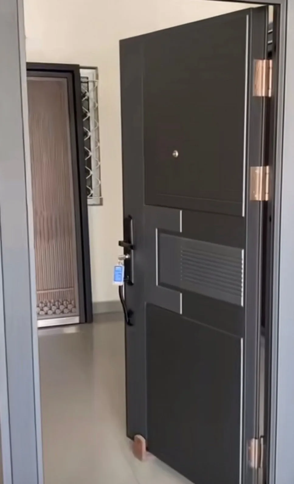 Installation de porte blindée haute sécurité à Lyon 9