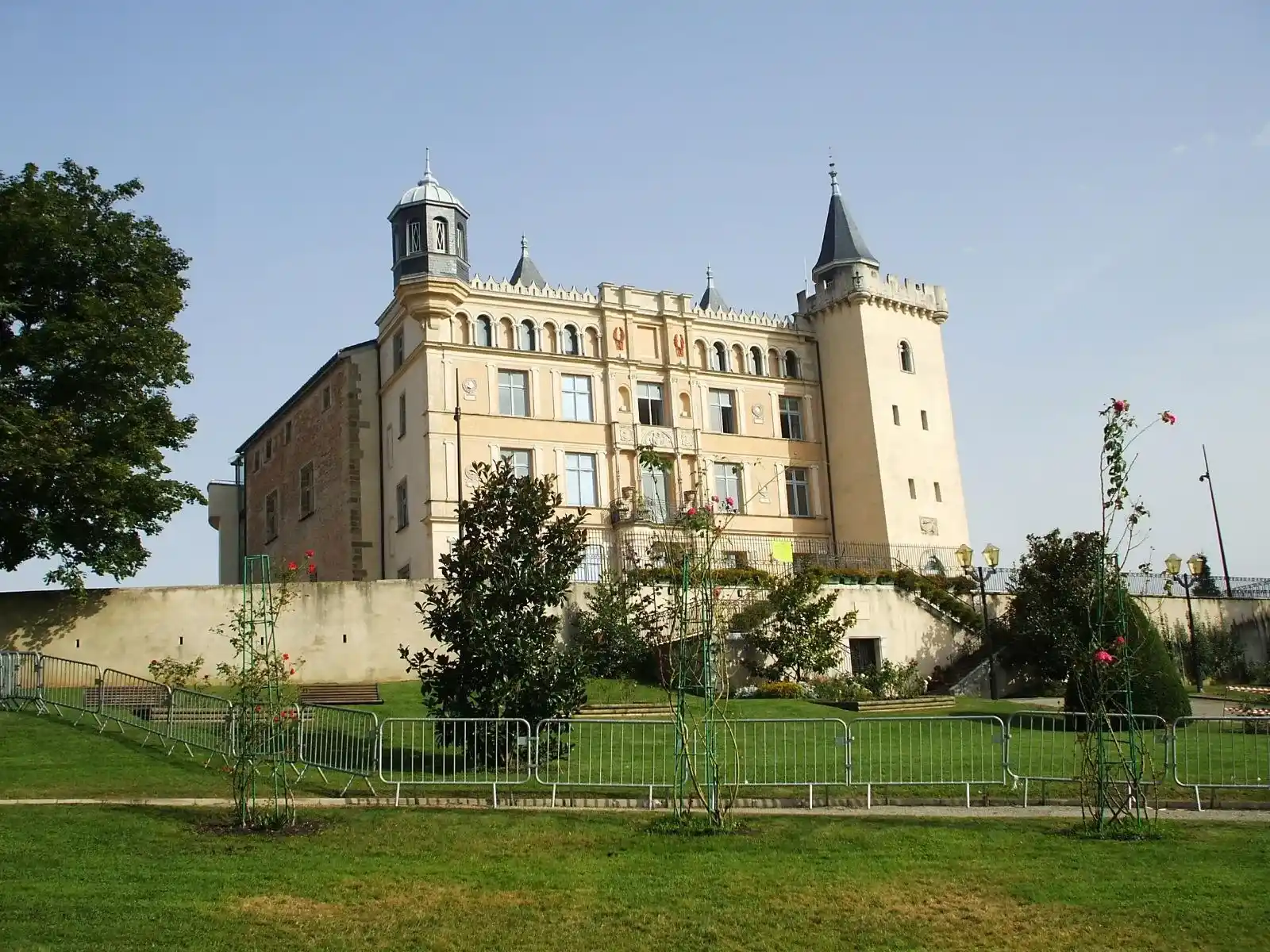 Le château de Saint-Priest