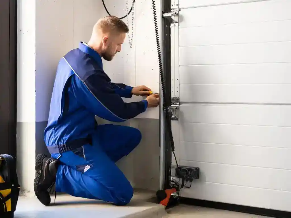 Volets roulants et porte de garage posés par serrurier Lyon 2 expert